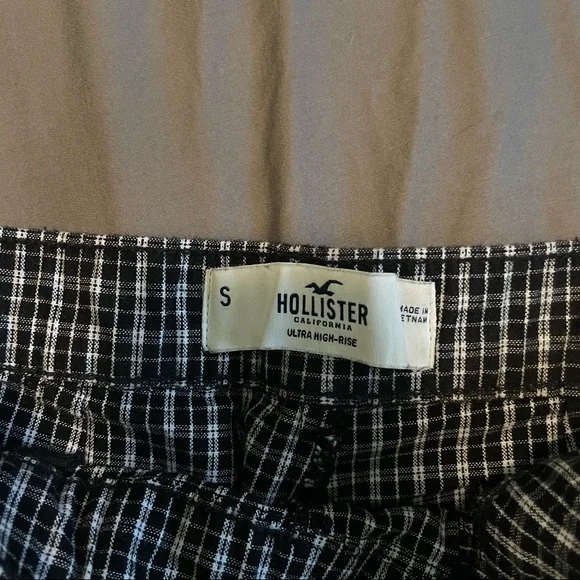 HOLLISTER pants - Picture 2 of 2